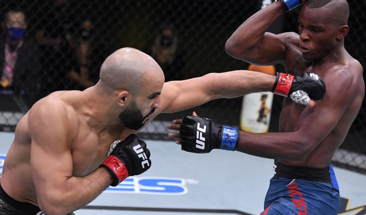 UFC Vegas 77 : Un argentin termine un vétéran avec un coup de coude surpuissant