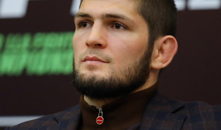 MMA: Khabib annonce l'annulation de son combat face à Ferguson