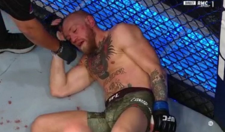 UFC: la photo du KO de McGregor détournée sur les réseaux sociaux