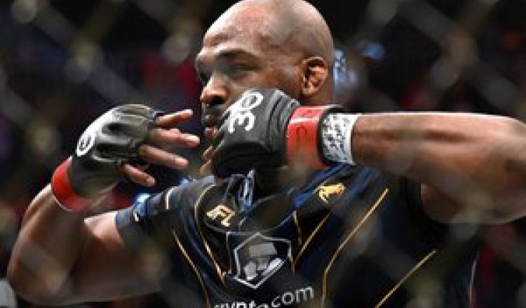 VIDEO. MMA : "les gens qui viennent chez moi finissent mort" le combattant Jon Jones s’explique après des menaces de mort sur une contrôleuse antidopage